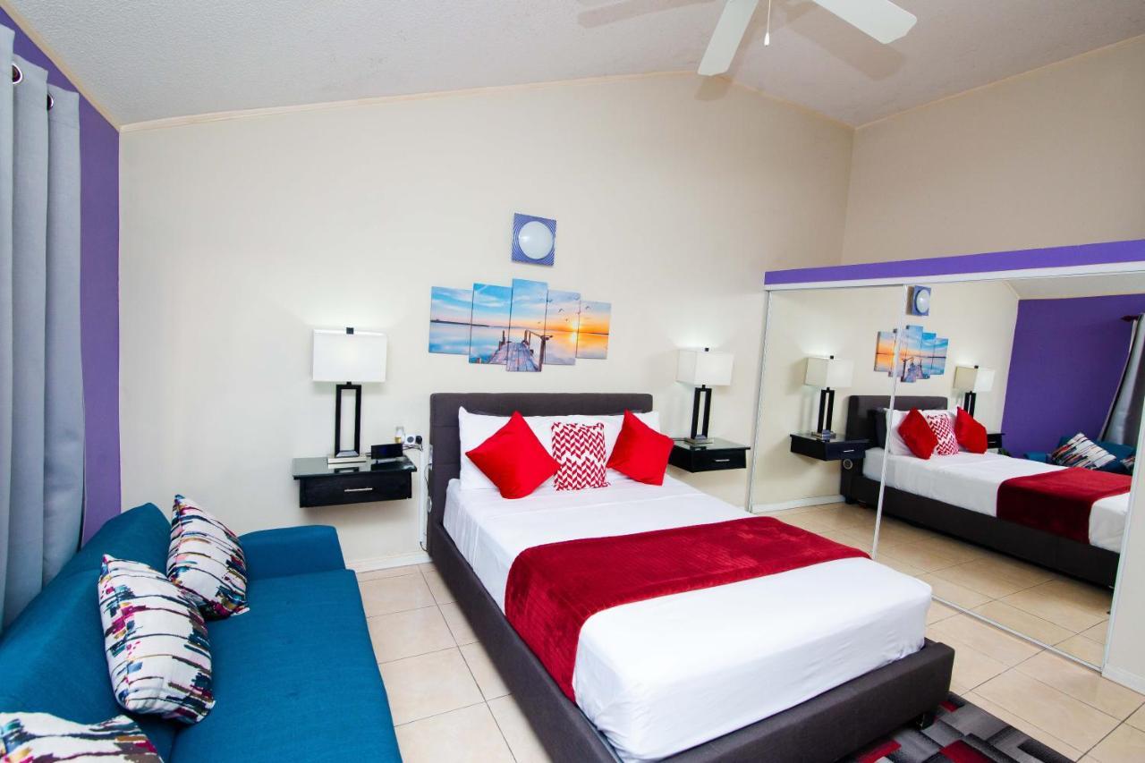The Oasis I, Portmore Country Club Экстерьер фото